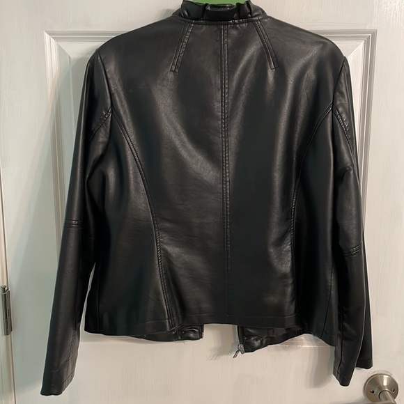 Like New Faux Leather Jacket by Roz & ALI - Picture 6 of 6